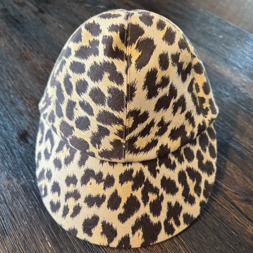Dior leopard D-player hat